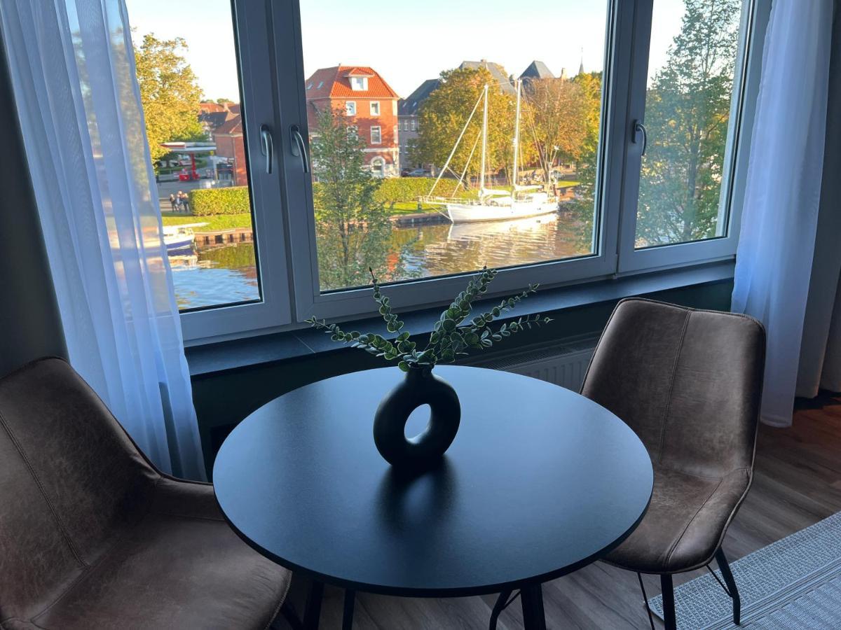 Gemuetliches Studio Im Stadtkern Mit Kanalblick Emden Esterno foto